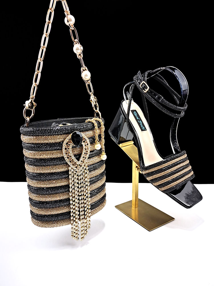 Sandali e Borsa da Donna di Te - Wedding Vendor recensione e prezzo