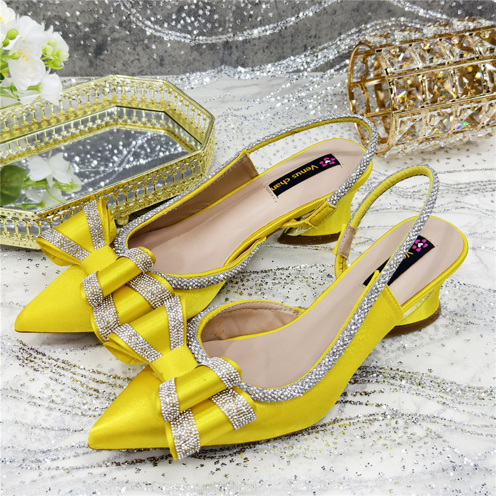 Elegante Set di Tacchi a Spill - Wedding Vendor recensione e prezzo